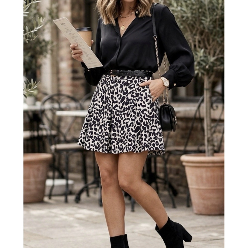 Nordstrom Collective‎ Concepts Pleated Mini Skirt Sz M Black White Career Casual